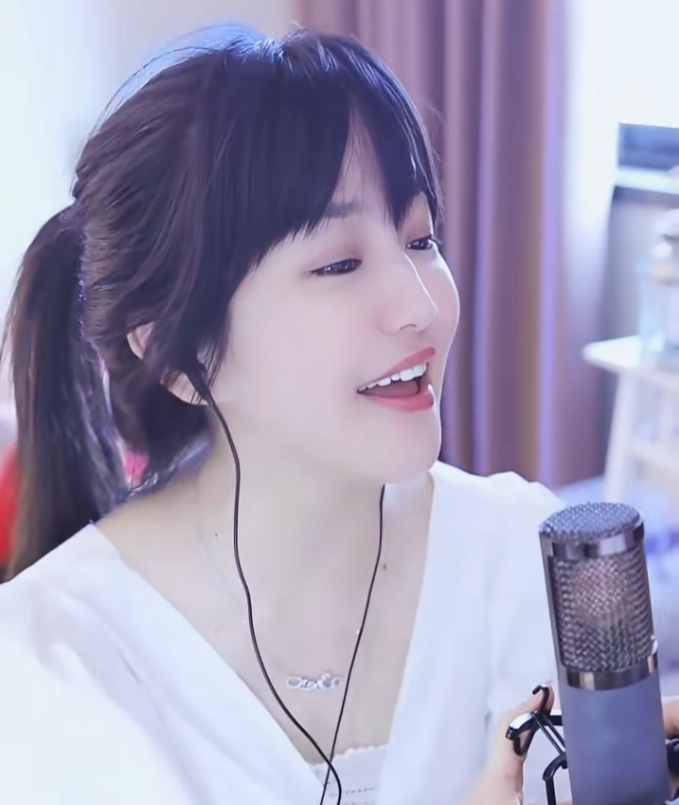 _小娃脸一边大一边小_拼装小乐高