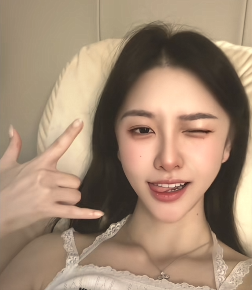 _这是真的结婚了?阿冷心情大好更新自拍,颜值大变粉丝“不认识”_这是真的结婚了?阿冷心情大好更新自拍,颜值大变粉丝“不认识”