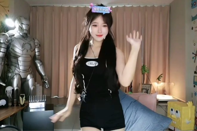 _呆萌妹私照被疯传_91混血哥巨乳呆萌妹