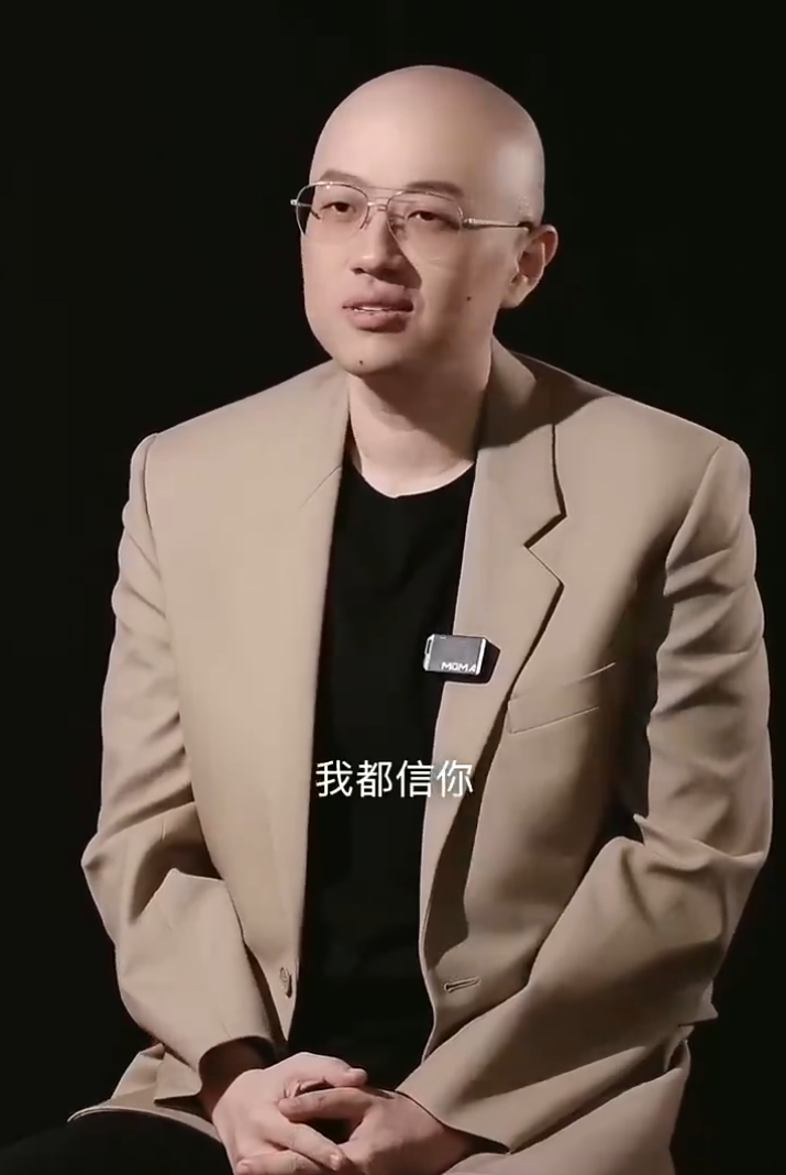 _方丈回怼网友：我满嘴脏话却修路捐钱！伽柏力挺刘二狗，为你重启账号！_方丈回怼网友：我满嘴脏话却修路捐钱！伽柏力挺刘二狗，为你重启账号！