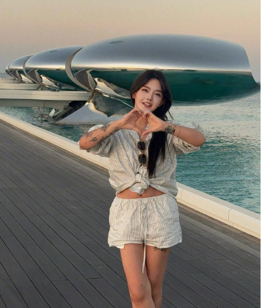 赵梦澈回应与辛巴合同到期：师徒情谊不变！韩安冉回应晒硕士offer__赵梦澈回应与辛巴合同到期：师徒情谊不变！韩安冉回应晒硕士offer