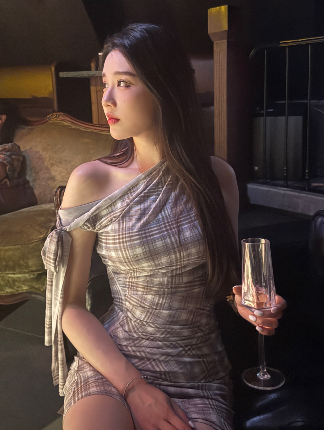 已和解轩子重回虎牙！“深夜女友”回家的诱惑，她能否再创辉煌？_已和解轩子重回虎牙！“深夜女友”回家的诱惑，她能否再创辉煌？_