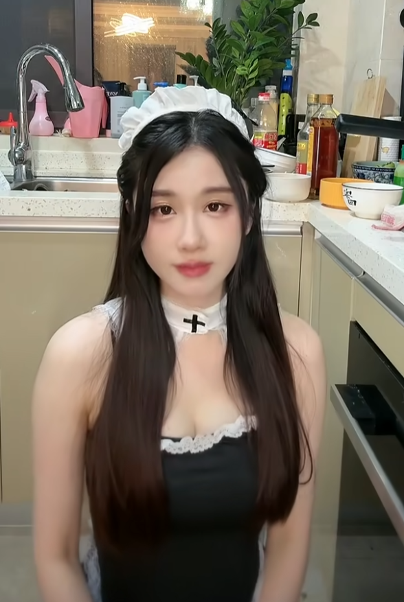 做饭女神__遭情人举报的贪官