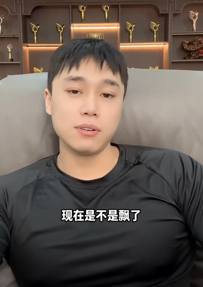 真是“不是冤家不聚头”！方丈娜美握手言和，刘二狗力争做第二个辛巴？_真是“不是冤家不聚头”！方丈娜美握手言和，刘二狗力争做第二个辛巴？_