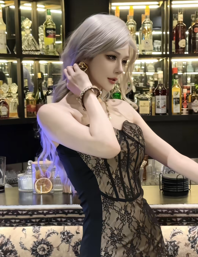 主播道歉视频_主播小妹认错美女商微信误认了_