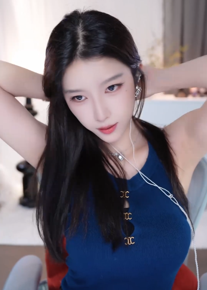 向往婚姻但并非“扶弟魔”，女主播自称私生活简单，自己值得被爱__向往婚姻但并非“扶弟魔”，女主播自称私生活简单，自己值得被爱