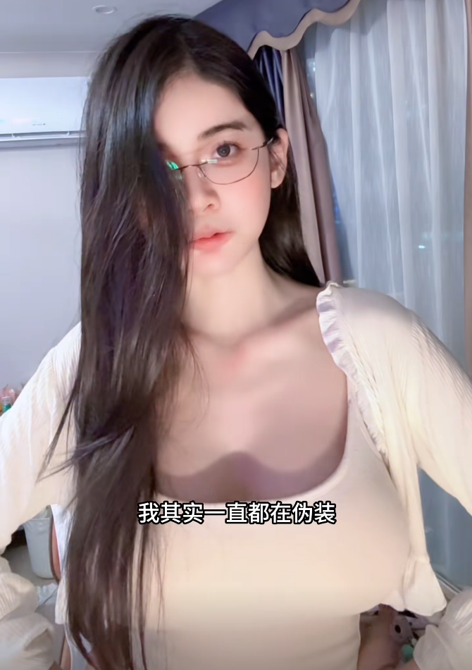 努力了真的做不到，狗头萝莉坦言一直在“伪装”，或将重回老本行__努力了真的做不到，狗头萝莉坦言一直在“伪装”，或将重回老本行