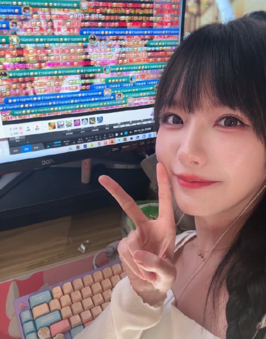 _177主播告别斗鱼_离开斗鱼的女主播