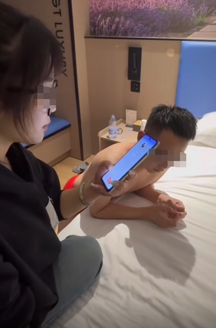 闺蜜互掐_闺蜜大打出手_