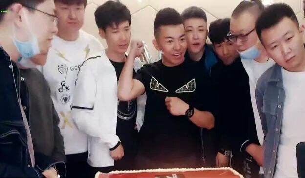 公会卖主播违法嘛_公会退了合约有效吗_