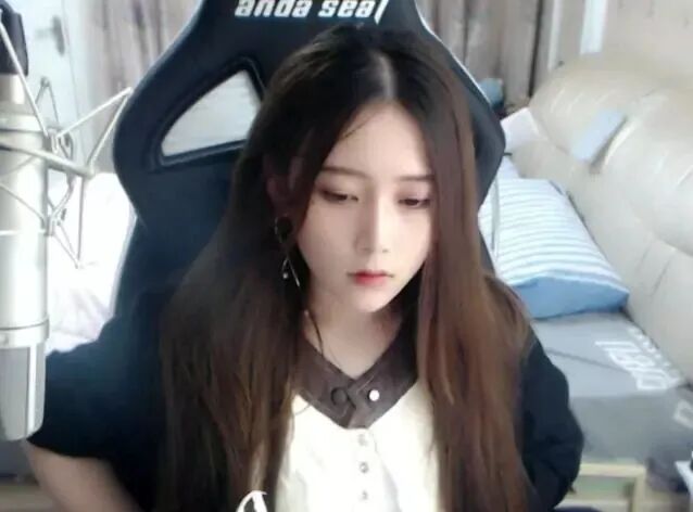 _曝刘诗诗生子_酥酥pk被骂猪