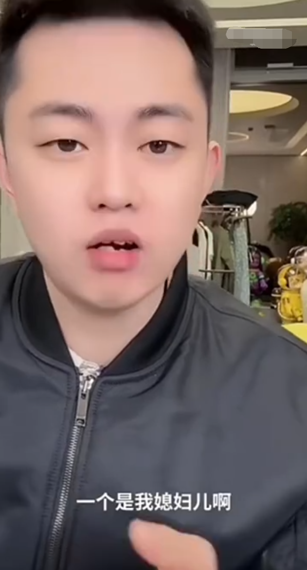 _吴召国怒撕王海：打假还是“收钱办事”？巴扎黑首次透露被抓原因_吴召国怒撕王海：打假还是“收钱办事”？巴扎黑首次透露被抓原因