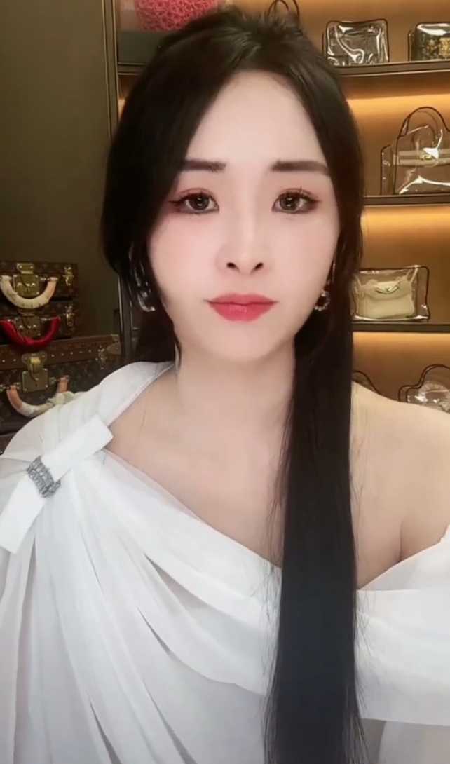 真真姐收集证据欲让其净身出户，散打哥否认剧本！任权薛小婉结婚忘带身份证？__真真姐收集证据欲让其净身出户，散打哥否认剧本！任权薛小婉结婚忘带身份证？