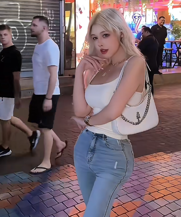 主播偷船__主播谈恋爱为名骗刷礼物