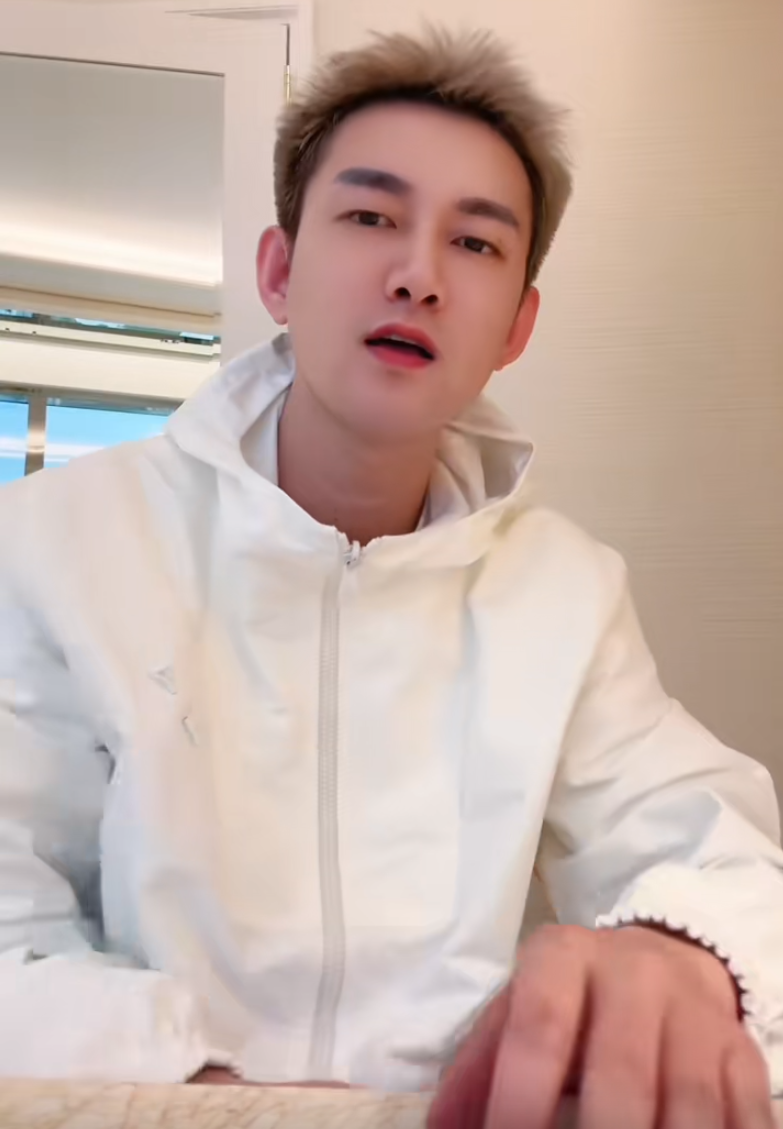 陈都灵否认男友是章泽天前任_老利睡女主播报警事件_