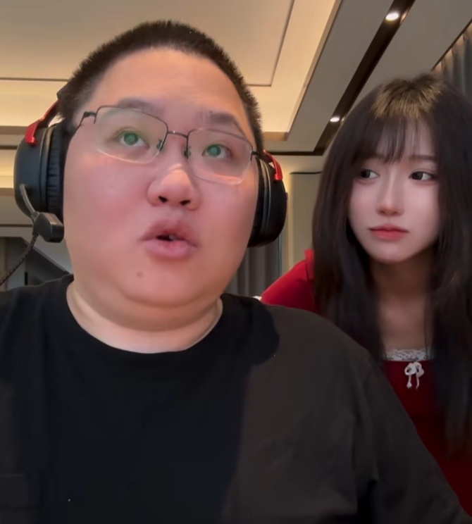 _游戏主播要大迁徙了？呆妹儿抖音首秀，与PDD组队开黑三角洲_游戏主播要大迁徙了？呆妹儿抖音首秀，与PDD组队开黑三角洲