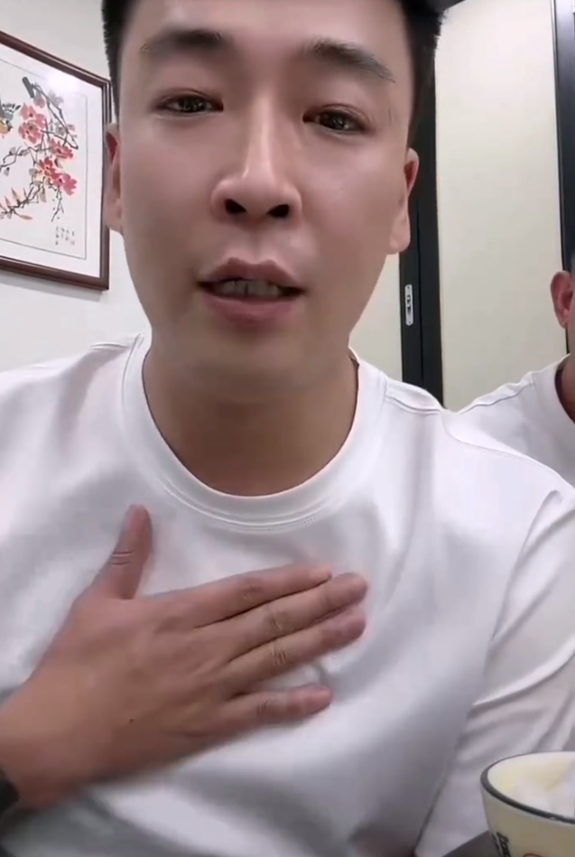 _刘一手骂仙洋心理有个疙瘩，讽祁天道瞧不起他，刘二狗举报一哥，账号TA封禁30天_刘一手骂仙洋心理有个疙瘩，讽祁天道瞧不起他，刘二狗举报一哥，账号TA封禁30天