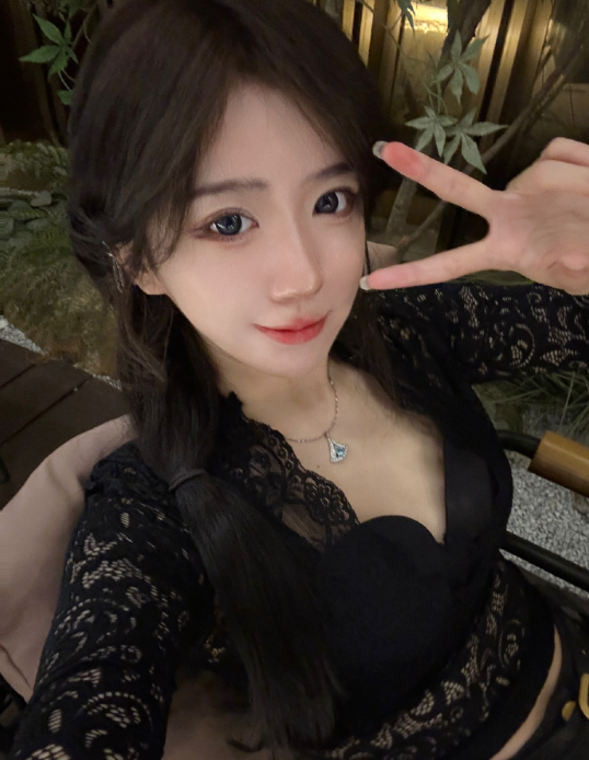 _领口太低违规扣分，呆妹儿“威胁”超管，把我逼走了你别后悔！_领口太低违规扣分，呆妹儿“威胁”超管，把我逼走了你别后悔！