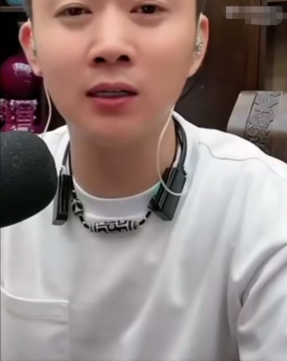 方丈仁义撕毁合同不抽老人提成，浩南：我是互联网最干净的__方丈仁义撕毁合同不抽老人提成，浩南：我是互联网最干净的