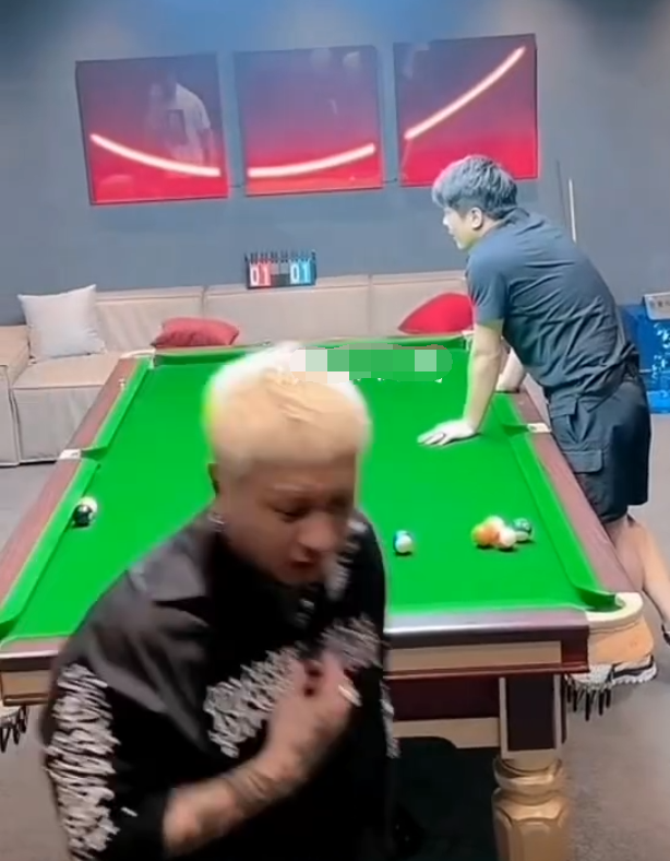 方丈讲述和辛巴的矛盾点“录音”，韩安冉回应怀孕变胖了，不难过是假的__方丈讲述和辛巴的矛盾点“录音”，韩安冉回应怀孕变胖了，不难过是假的