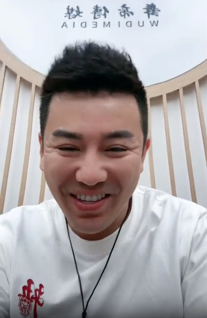 平台嘎嘎捧我！舞帝利哥直言在老平台12年，都没某音两年挣得多_平台嘎嘎捧我！舞帝利哥直言在老平台12年，都没某音两年挣得多_