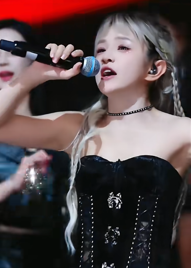 仙洋腿腿恋情：年龄不是坎，真心才是关键，抖音“卷到窒息”！文儿喊话旗下主播：不拼就淘汰__仙洋腿腿恋情：年龄不是坎，真心才是关键，抖音“卷到窒息”！文儿喊话旗下主播：不拼就淘汰