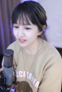 韩娱之娱乐小主播_求甜甜甜的秘密歌曲指挥视频_