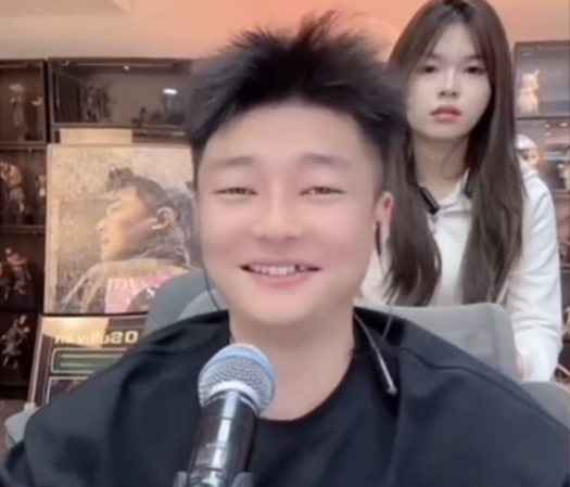 _黄渤回应百花争议_富二代杀妻案曝内幕