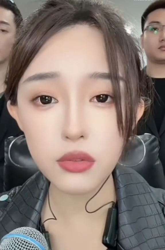 _胖的委屈图片_胖子委屈的表情包