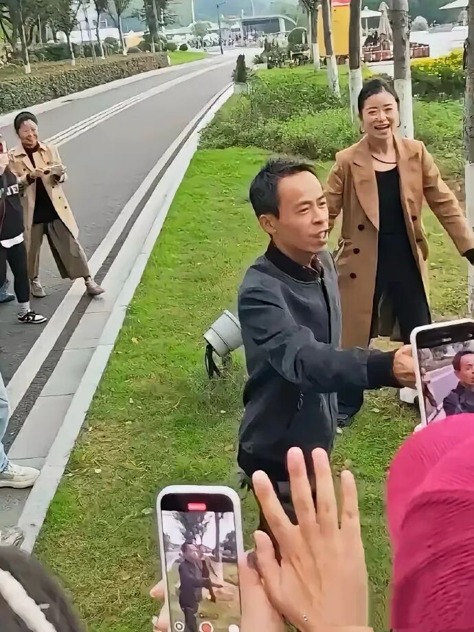 网红“鸡排哥”流量狂欢接近尾声？仙洋PK局失利宣布退出，自嘲“万年老二”_网红“鸡排哥”流量狂欢接近尾声？仙洋PK局失利宣布退出，自嘲“万年老二”_