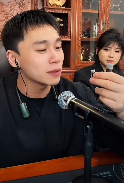 仙洋对“徒弟”不好导致众人叛离，巴扎黑佩服刘二狗能屈能伸，老葛成功辛巴占30%__仙洋对“徒弟”不好导致众人叛离，巴扎黑佩服刘二狗能屈能伸，老葛成功辛巴占30%