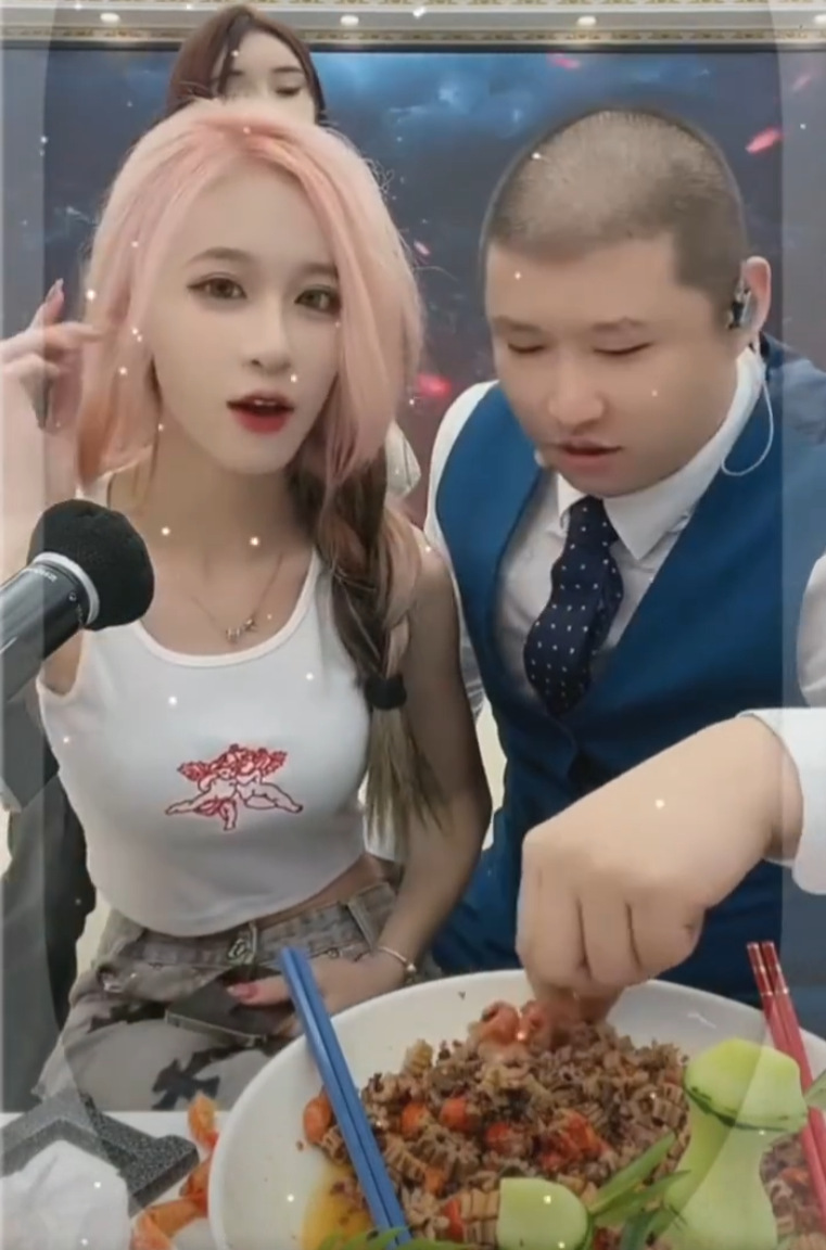 快手老驴是谁_驴嫂直播间为什么封了_