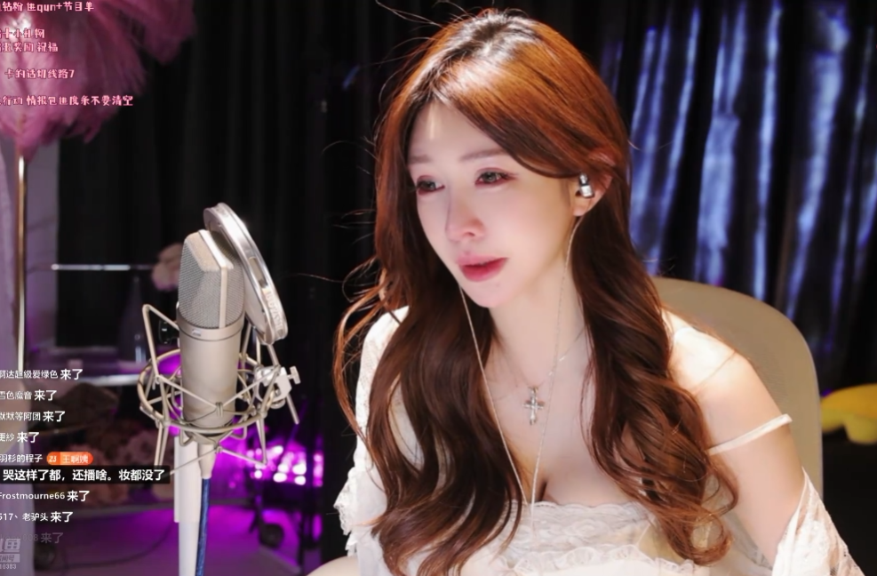 被装修师傅奇葩追求？王羽杉礼物惨淡月哭三次，大哥空降豪刷支持__被装修师傅奇葩追求？王羽杉礼物惨淡月哭三次，大哥空降豪刷支持