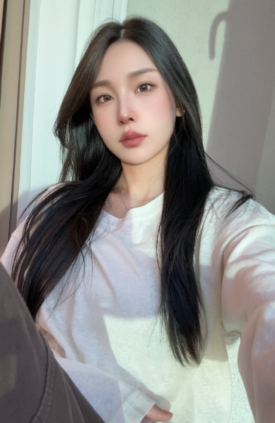 二驴开500万天价签约小炸串遭拒？陈静莹发文，女人别围着男人转__二驴开500万天价签约小炸串遭拒？陈静莹发文，女人别围着男人转