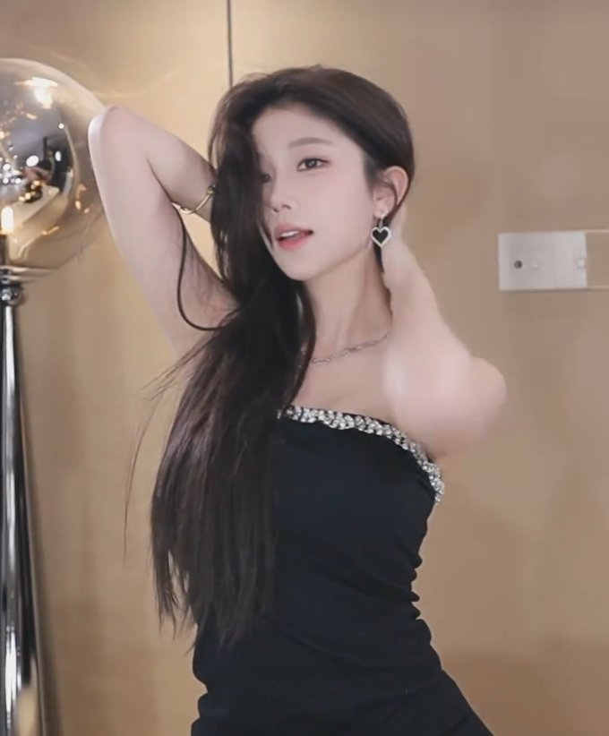 主播豪豪怎么了_央视曝最美实习主播_