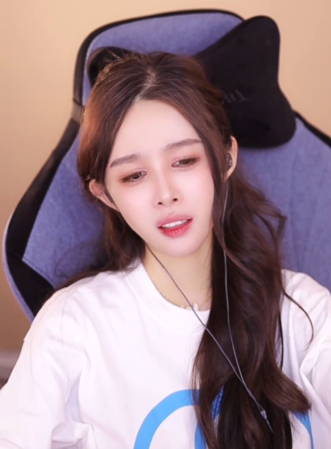 跟主播暧昧刷的礼物能追回吗_主播搞暧昧刷礼物算不算诈骗_