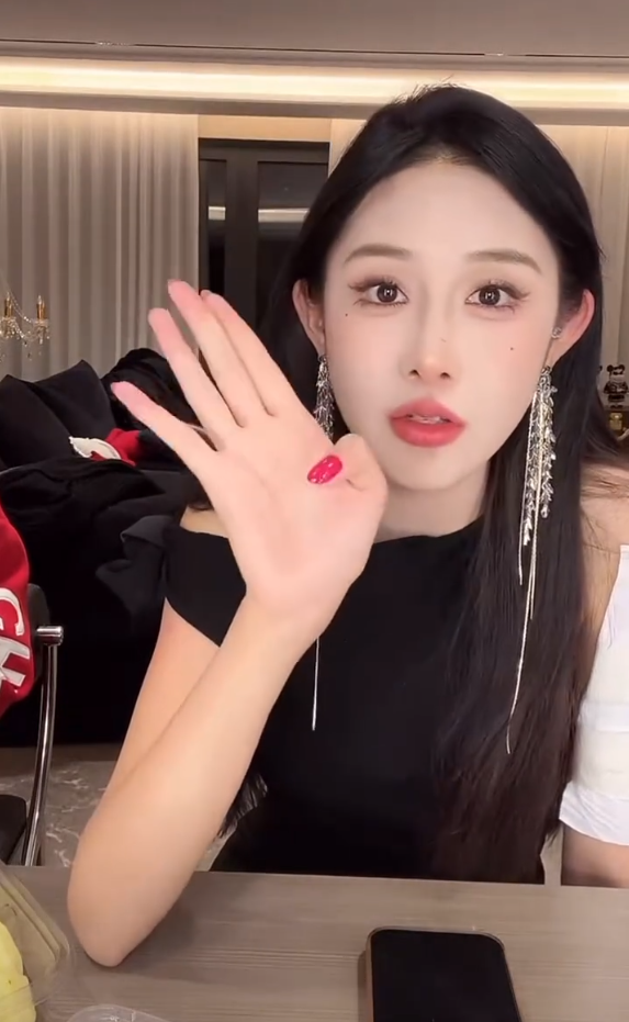 _打工还是做主播_小白做主播赚钱吗