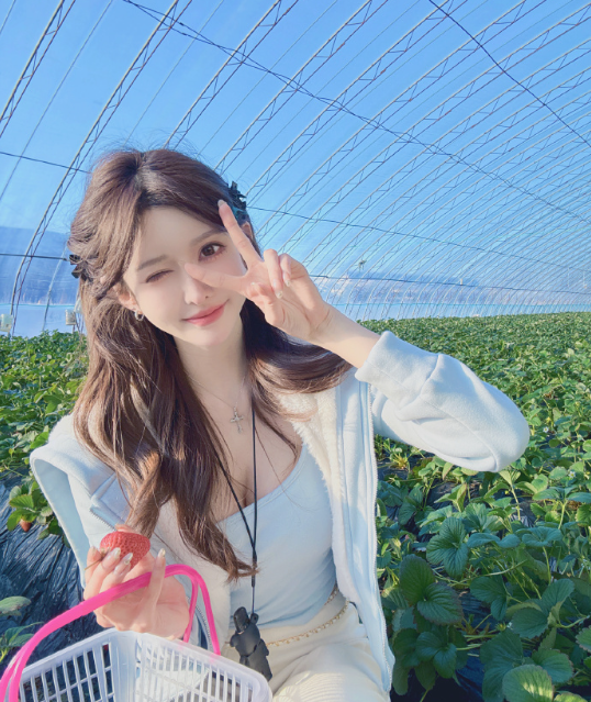 _王羽杉重回斗鱼，未来两年直播计划曝光，或将转型去拍片？_王羽杉重回斗鱼，未来两年直播计划曝光，或将转型去拍片？