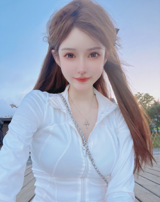 王羽杉重回斗鱼，未来两年直播计划曝光，或将转型去拍片？_王羽杉重回斗鱼，未来两年直播计划曝光，或将转型去拍片？_