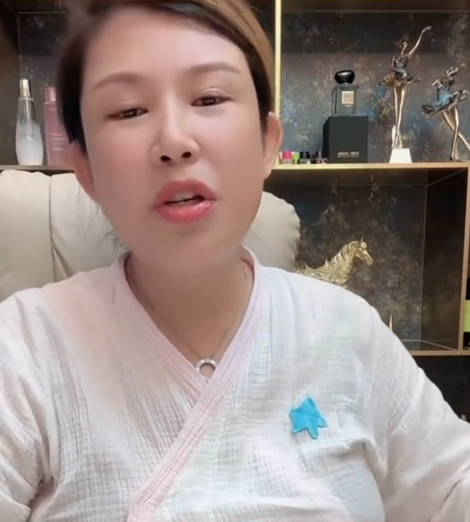 驴姐500万买下门市开火锅店？韩安冉与前夫官司尘埃落定，获赔8万__驴姐500万买下门市开火锅店？韩安冉与前夫官司尘埃落定，获赔8万