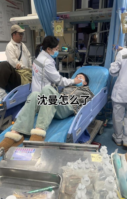 _摩托女朋友是谁_王宝强携妻亮相记者会