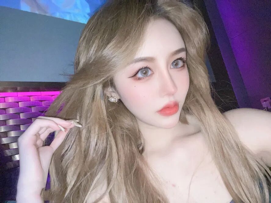 _大哥恋爱时_主播跟大哥谈恋爱