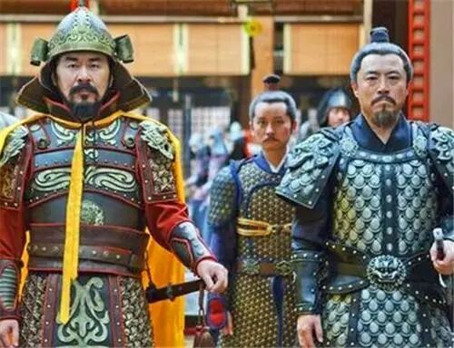 皇帝身边侍卫种类_古代皇帝防刺杀措施_贴身侍卫全文阅读