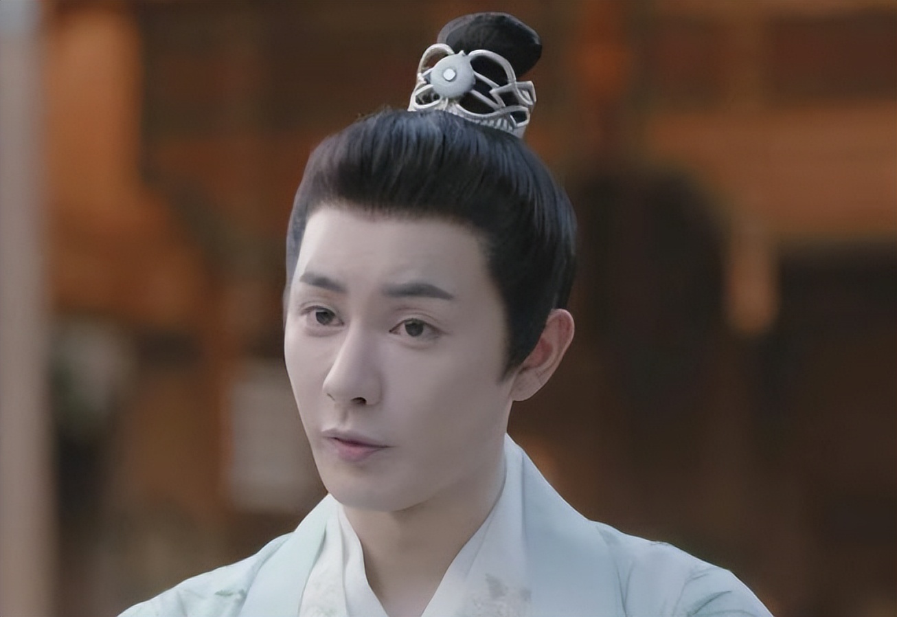 汪东城到底整没整容_中年男星整容后遗症_男星面部线条重塑手术