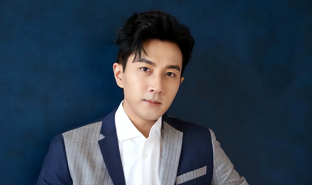 汪东城到底整没整容_粉丝经济双重奏_娱乐圈男星颜值进阶之路