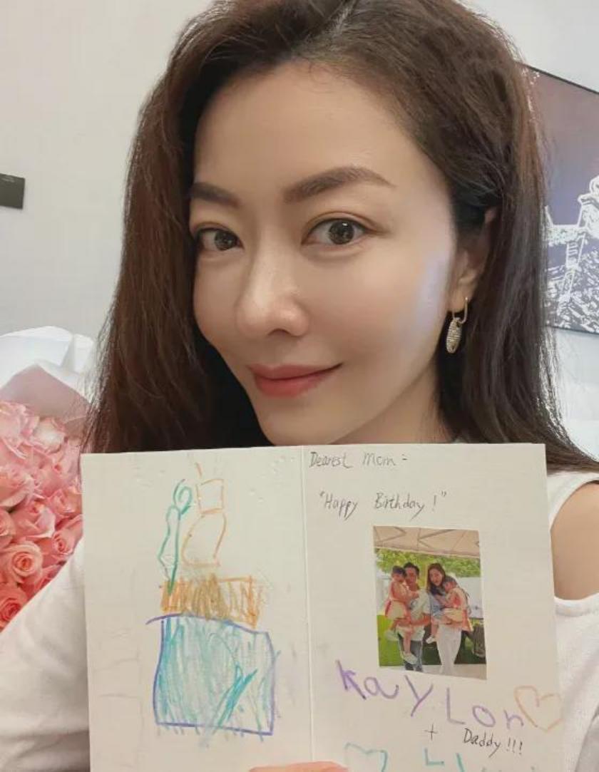 娱乐圈女明星整容前后对比_汪东城到底整没整容_明星孩子长相分析