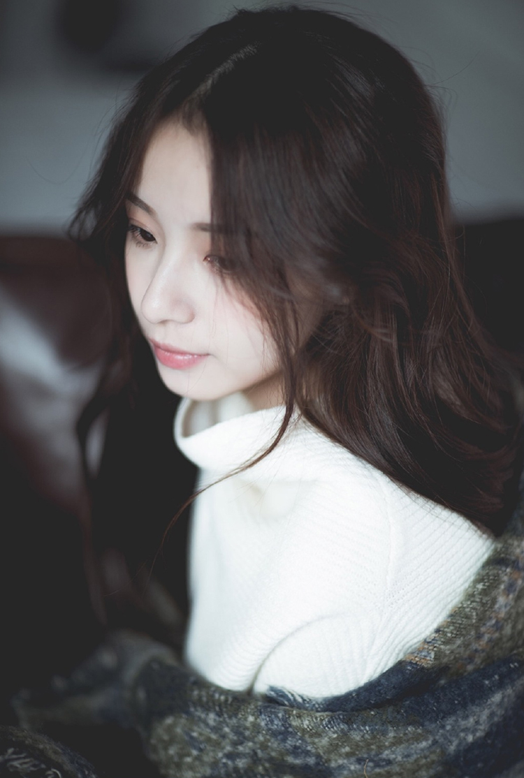 斗鱼人气主播周二珂生活写真照片第11张