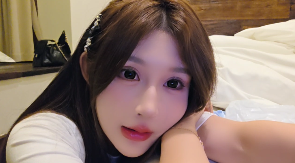 “集梦老板出手!1995主播被封禁3天!小龙女斥责恶心!无能不配和小酷比!”(图1)