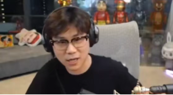 那个男人和PDD住在一起!知名男主播爆料LBW现在喜欢做脸!怀念当年直播时代!(图3)