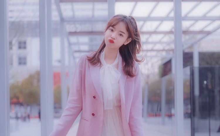 兔子牙（个人百科资料与简介）(图2)